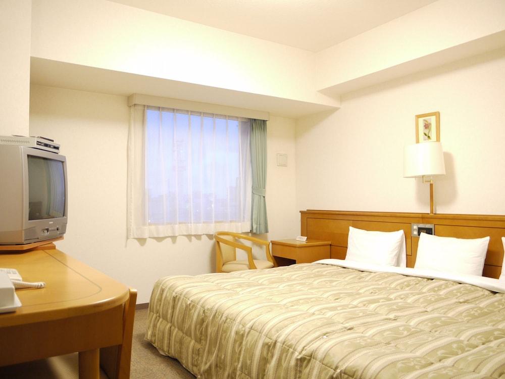 Hotel Route-Inn Niigata Kencho-minami Eksteriør billede